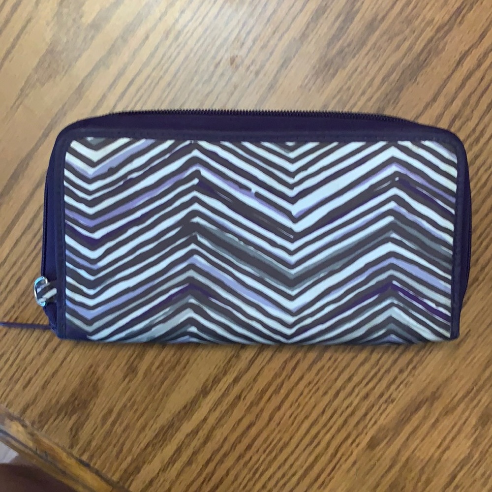 Thirty one coupon clutch
